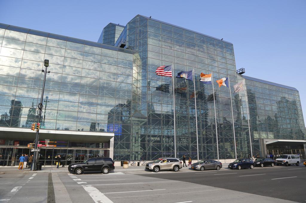 Отель Voco Times Square South New York By Ihg Экстерьер фото